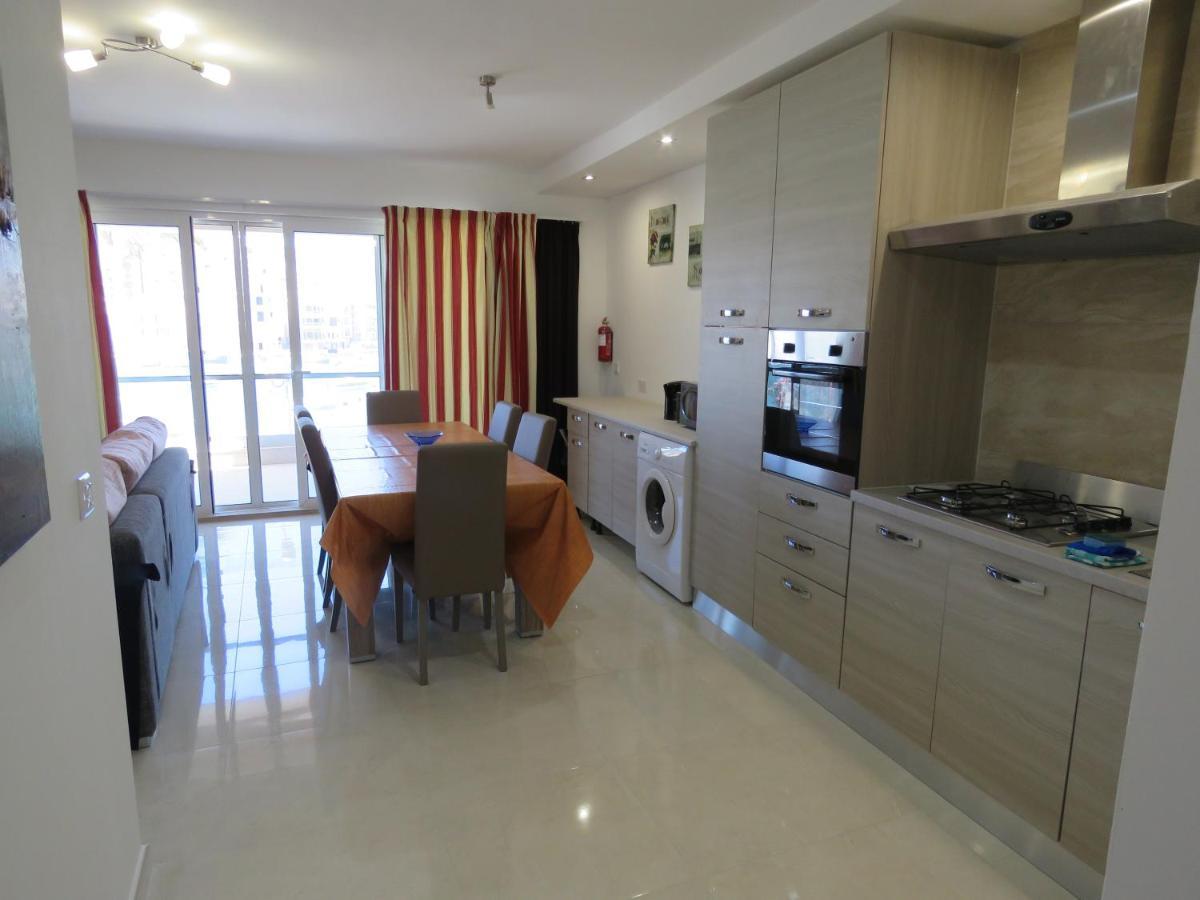 Aquamarine Sea Front Apartments - Second Floor Marsaskala Dış mekan fotoğraf