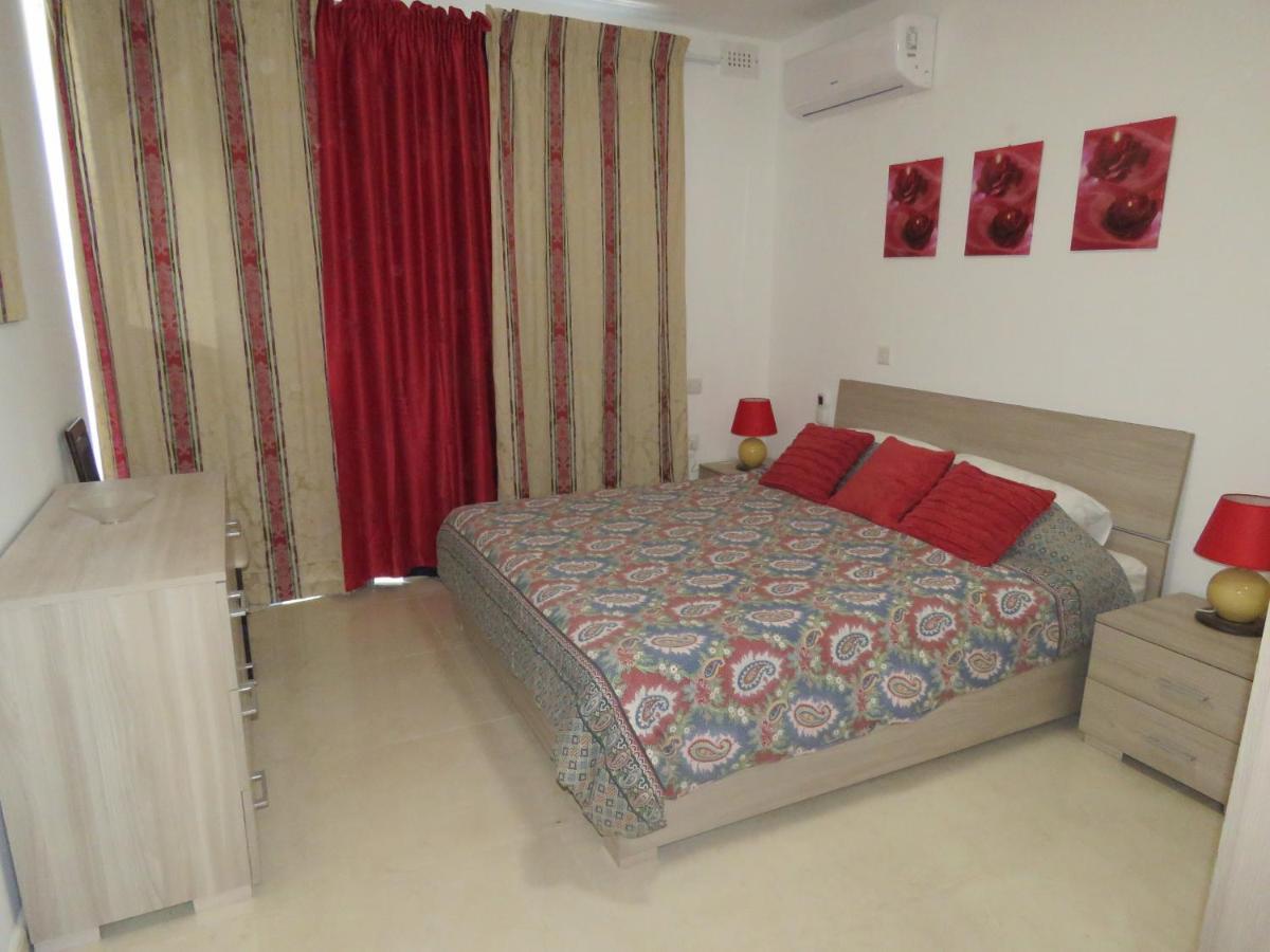 Aquamarine Sea Front Apartments - Second Floor Marsaskala Dış mekan fotoğraf