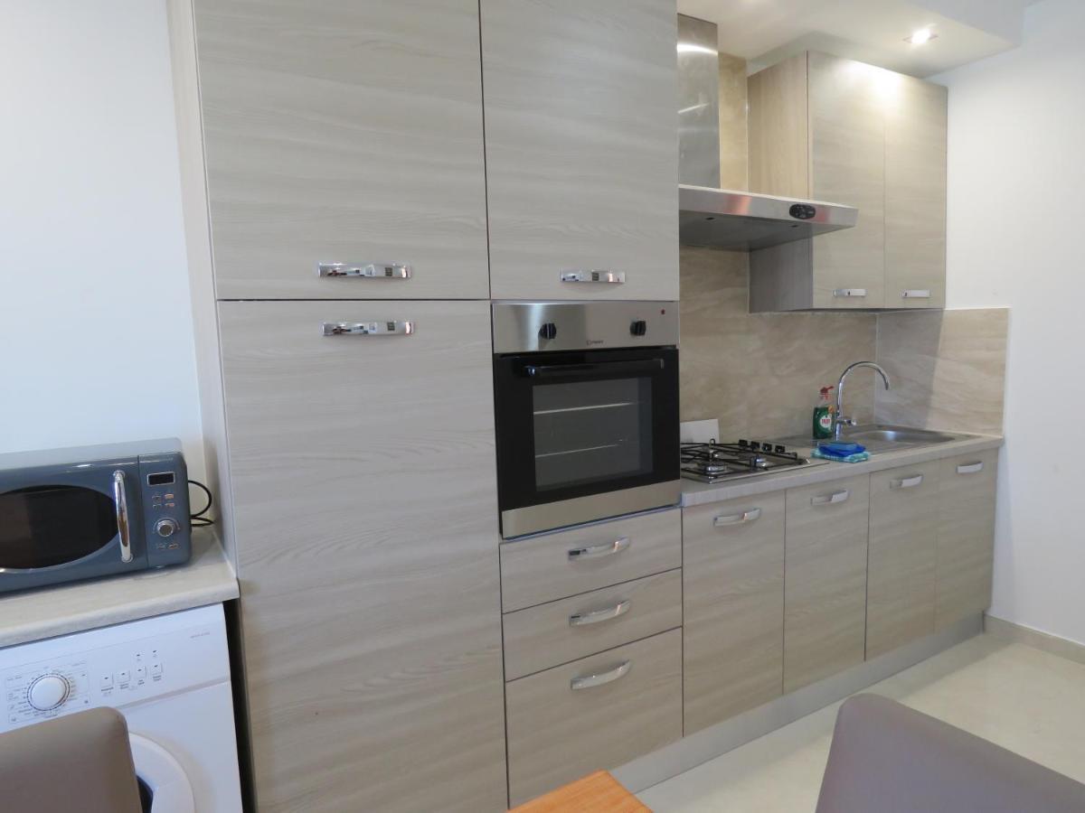 Aquamarine Sea Front Apartments - Second Floor Marsaskala Dış mekan fotoğraf